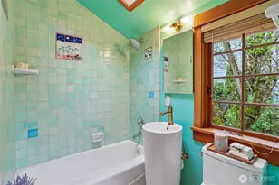 1514 NE 70th St, Seattle, WA 98115 - Photo 22