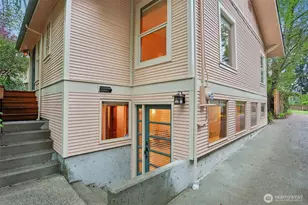 1514 NE 70th St, Seattle, WA 98115 - Photo 38