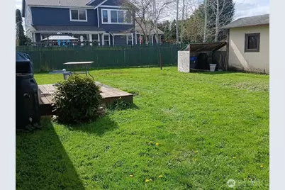 1110 22nd Street Pl NW, Puyallup, WA 98371 - Photo 8