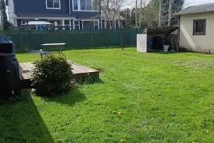 1110 22nd St Pl NW, Puyallup, WA 98371 - Photo 8