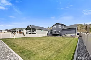 2436 Berkley Loop, East Wenatchee, WA 98802 - Photo 32