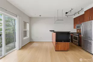 1026 NE 65th St, Seattle, WA 98115 - Photo 6