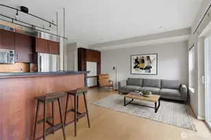 1026 NE 65th St, Seattle, WA 98115 - Photo 4