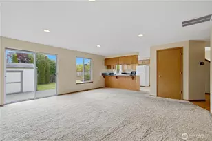 12402 107th Pl NE, Kirkland, WA 98034 - Photo 10