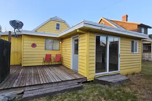 424 E 1st St, Cle Elum, WA 98922 - Photo 4