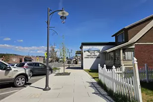 424 E 1st St, Cle Elum, WA 98922 - Photo 6