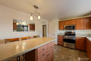12733 SE 167th St, Renton, WA 98058 - Photo 4