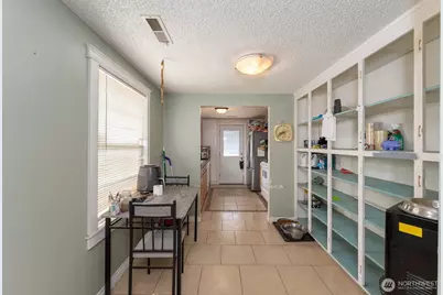 140 W Northshore Drive, Moses Lake, WA 98837 - Photo 8