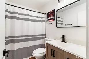 10459 Des Moines Memorial Dr S, Seattle, WA 98168 - Photo 22