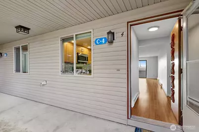 700 11th Street #C4, Bellingham, WA 98225 - Photo 2