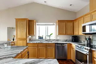 1430 NW Camellia Loop, Oak Harbor, WA 98277 - Photo 14