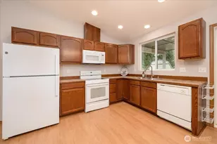 2295 S Camano Dr, Camano Island, WA 98282 - Photo 22