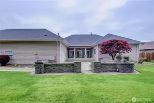 12220 Maple Crest Dr, Burlington, WA 98233 - Photo 8