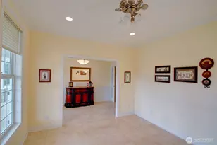 12220 Maple Crest Dr, Burlington, WA 98233 - Photo 14