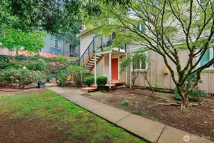 12720 NE 120th St, Kirkland, WA 98034 - Photo 2