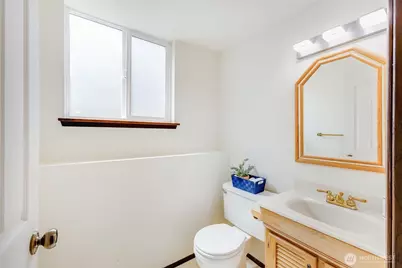 1710 Browns Point Boulevard, Tacoma, WA 98422 - Photo 18