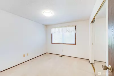 1710 Browns Point Boulevard, Tacoma, WA 98422 - Photo 20