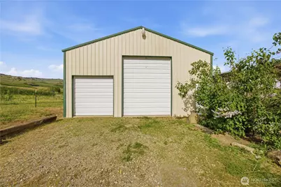 3503 W Malaga Road, Malaga, WA 98828 - Photo 30