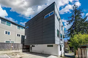4221 Evanston Ave N, Seattle, WA 98103 - Photo 30