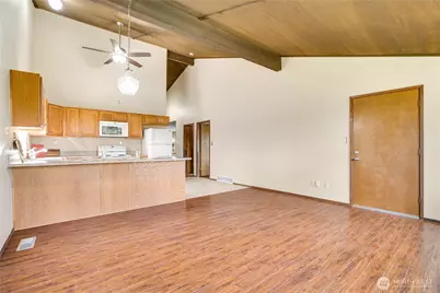 3023 Bridgeport Way W #B, University Place, WA 98466 - Photo 8