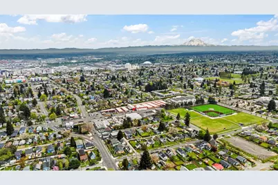 2204 S 12th Street, Tacoma, WA 98405 - Photo 32