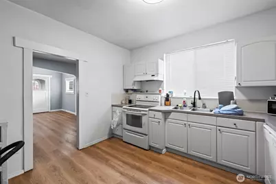 2204 S 12th Street, Tacoma, WA 98405 - Photo 22