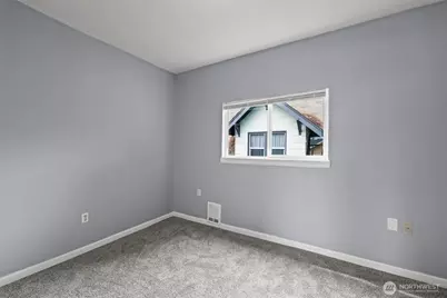 2204 S 12th Street, Tacoma, WA 98405 - Photo 28