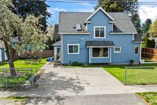 2204 S 12th St, Tacoma, WA 98405 - Photo 2
