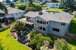 12103 Hilynn Dr, Burlington, WA 98233 - Photo 2