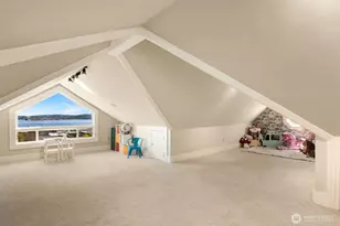 1012 2nd Ave W, Seattle, WA 98119 - Photo 30