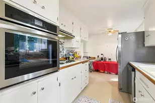 135 NW 181st St, Shoreline, WA 98177 - Photo 10