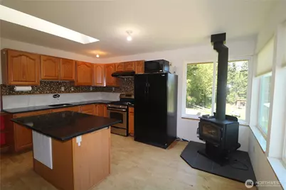 207 Triangle Cove Lane, Camano Island, WA 98282 - Photo 6
