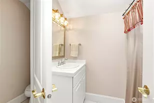 5377 E Blaisdell Ln, Port Orchard, WA 98366 - Photo 24