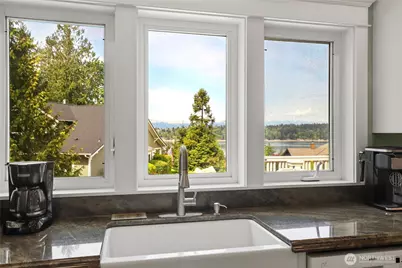 5377 E Blaisdell Lane, Port Orchard, WA 98366 - Photo 12