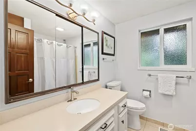 8930 Park Ridge Drive W, University Place, WA 98467 - Photo 26
