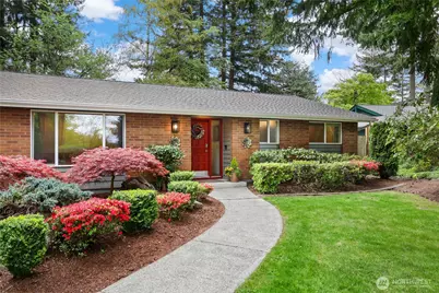 8930 Park Ridge Drive W, University Place, WA 98467 - Photo 2
