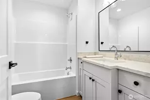 105 S 8th St, Lynden, WA 98264 - Photo 8