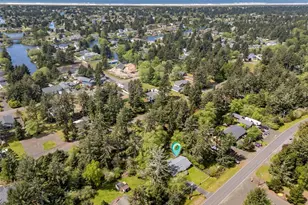 655 Mt Olympus Ave SE, Ocean Shores, WA 98569 - Photo 34
