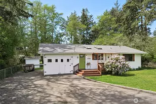 655 Mt Olympus Ave SE, Ocean Shores, WA 98569 - Photo 2