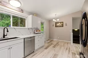 19005 63rd St E, Lake Tapps, WA 98391 - Photo 14