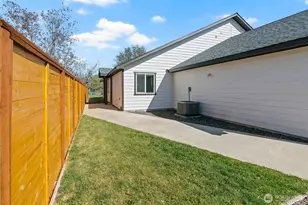 1917 Landon Ave, Union Gap, WA 98903 - Photo 4