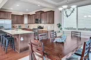5231 NE 6th St, Renton, WA 98059 - Photo 8