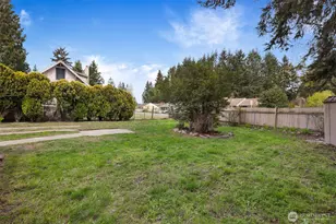 8005 220th St SW, Edmonds, WA 98026 - Photo 30