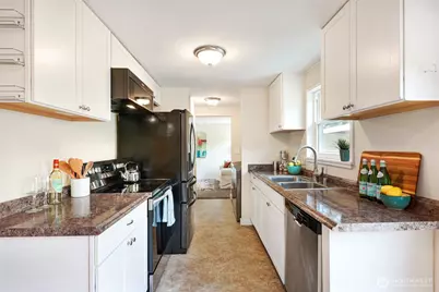 8005 220th Street SW, Edmonds, WA 98026 - Photo 8