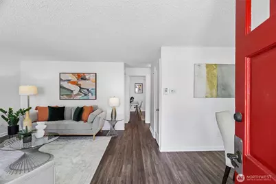 6745 18th Avenue SW, Seattle, WA 98106 - Photo 2