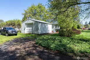 806 10th St, Vader, WA 98593 - Photo 1