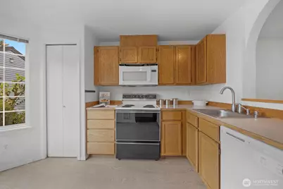 23909 56th Court S #F3, Kent, WA 98032 - Photo 10