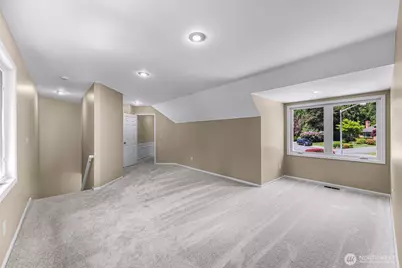 25827 NE 9th Street, Sammamish, WA 98074 - Photo 34