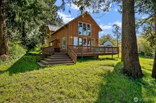 996 Orchid Rd, Camano Island, WA 98282 - Photo 2