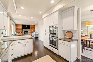 11339 40th Ave NE, Seattle, WA 98125 - Photo 12